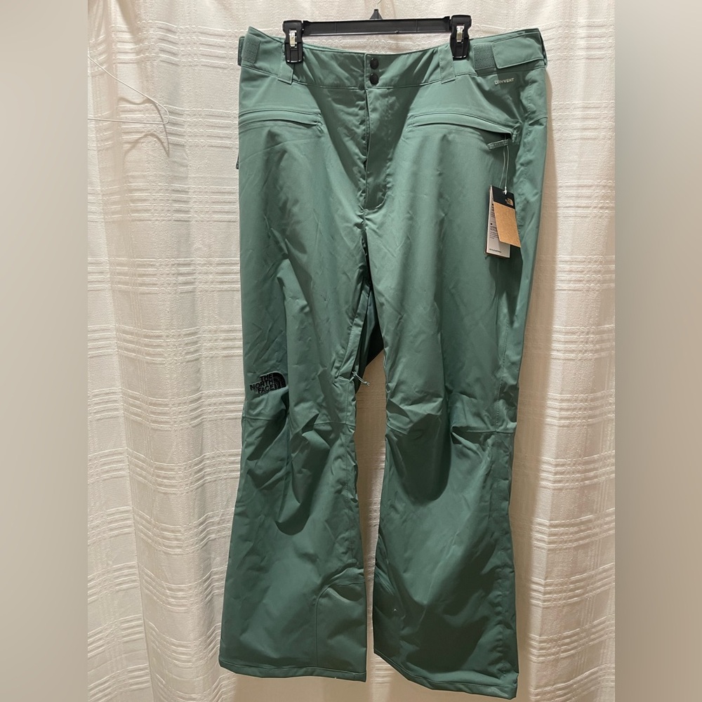 The North Face women’s plus freedom snow pant dark sage - Picture 4 of 15